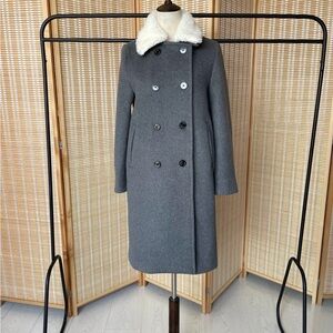 Gray Double-Breasted wool Coat with Faux Fur Collar